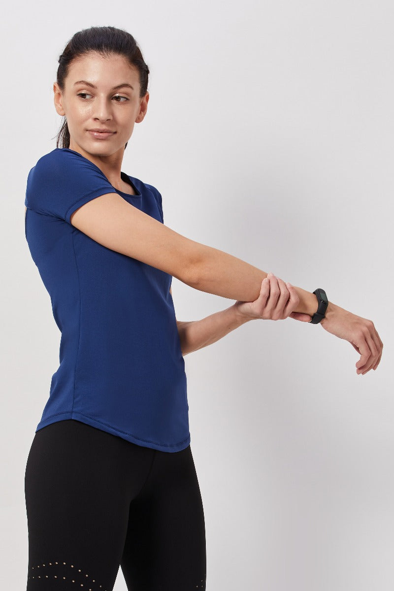 Half-sleeves Peek-a-Boo Workout Top - Blue